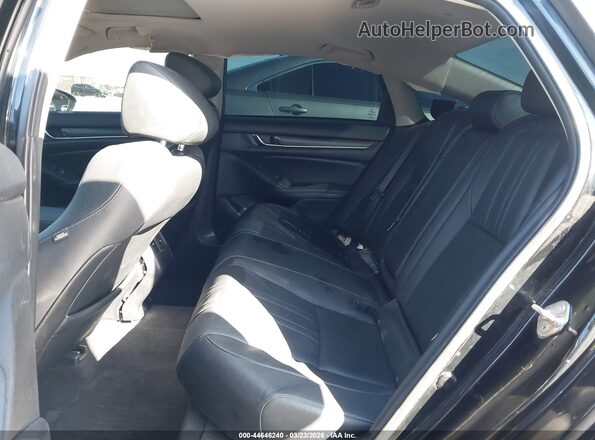 1HGCV2F98KA009608 2019 HONDA ACCORD Black VIN sticker view