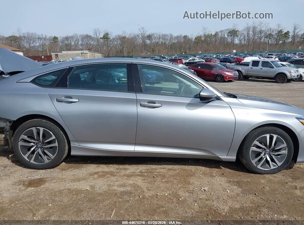 1HGCV3F15KA009355 2019 HONDA ACCORD Gray Rear interior view