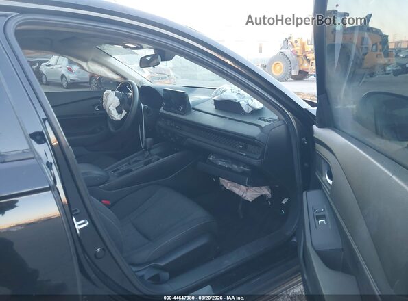1HGCY1F31RA062822 2024 HONDA ACCORD Black Вид салону спереду