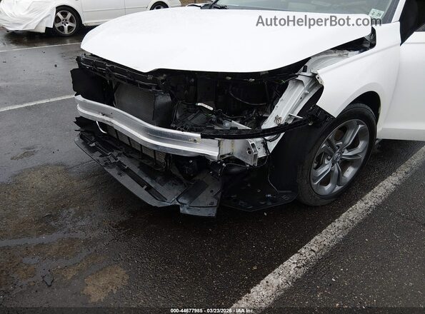 1HGCY1F37RA036242 2024 HONDA ACCORD White Widok z przodu