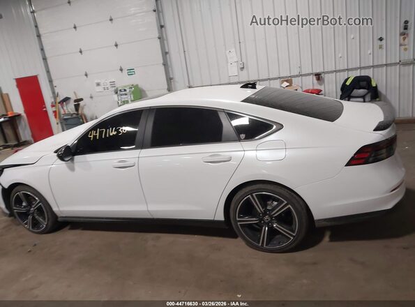 1HGCY2F50SA087949 2025 HONDA ACCORD White Rear interior view