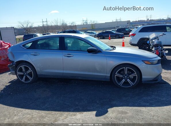 1HGCY2F54PA064553 2023 HONDA ACCORD Silver Vista interior trasera