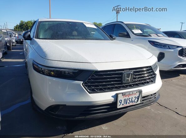 1HGCY2F70RA010347 2024 HONDA ACCORD HYBRID Белый 