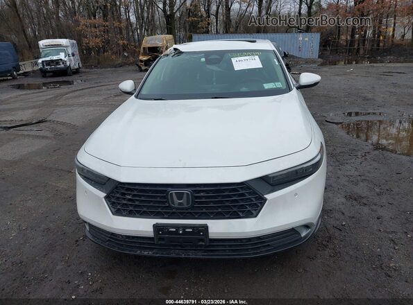 1HGCY2F84RA044199 2024 HONDA ACCORD White Instrument cluster view