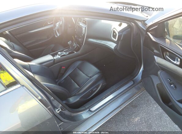 1N4AA6AP3JC388864 2018 NISSAN MAXIMA Gray Вид салону спереду