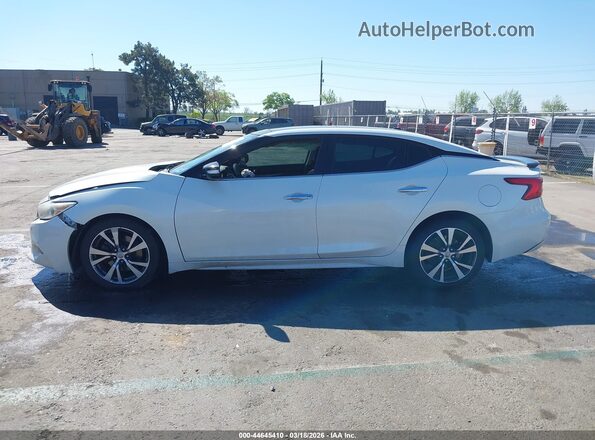 1N4AA6AP5HC414553 2017 NISSAN MAXIMA White Widok wnętrza 360 stopni