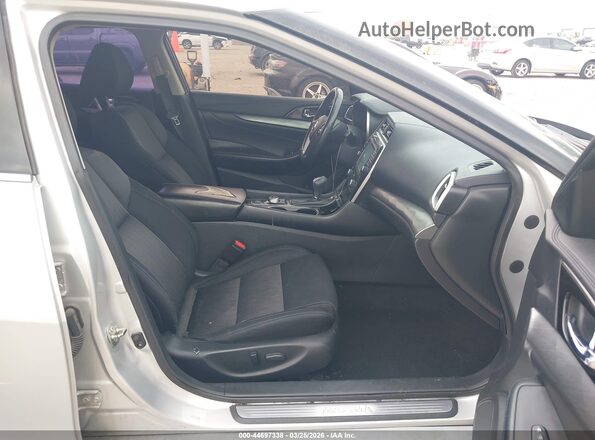 1N4AA6AP5JC401646 2018 NISSAN MAXIMA Silver წინა სალონის ხედი