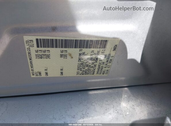 1N4AA6AP6JC377261 2018 NISSAN MAXIMA Silver Вид підкапотного простору