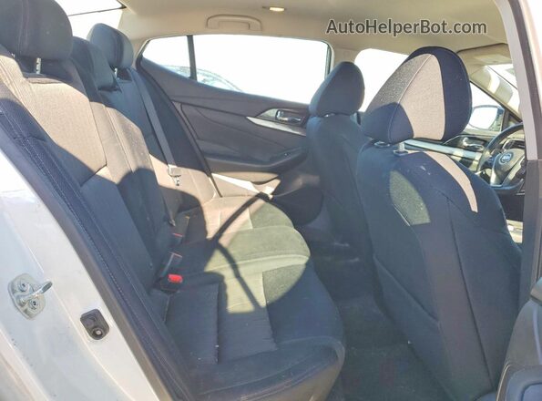 1N4AA6AV8KC372899 2019 NISSAN MAXIMA White Vista de los asientos traseros