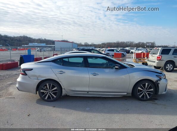 1N4AA6CV1PC513008 2023 NISSAN MAXIMA Gray სალონის 360-გრადუსიანი ხედი