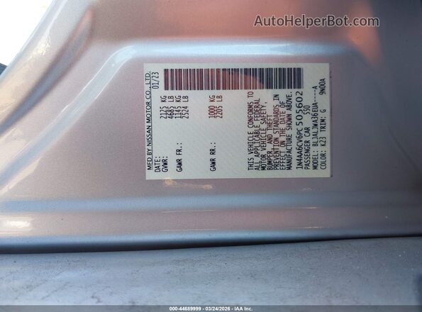1N4AA6CV6PC505602 2023 NISSAN MAXIMA Silver Շարժիչի բաժամունքի տեսք