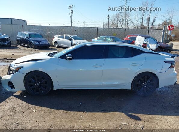 1N4AA6EV4MC504702 2021 NISSAN MAXIMA SR Белый Панорамный вид салона 360°