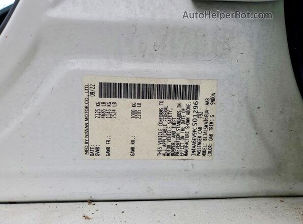 1N4AA6EV9PC501296 2023 NISSAN MAXIMA White Vista de la etiqueta del VIN