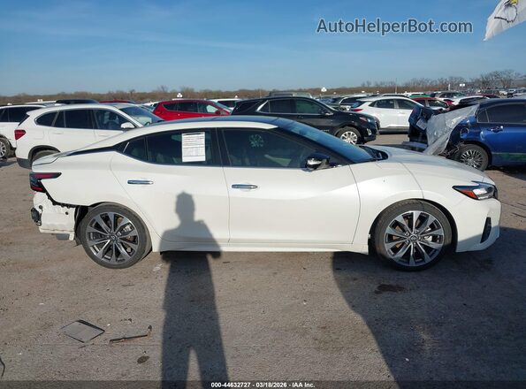 1N4AA6FV3PC513698 2023 NISSAN MAXIMA PLATINUM White Rear interior view