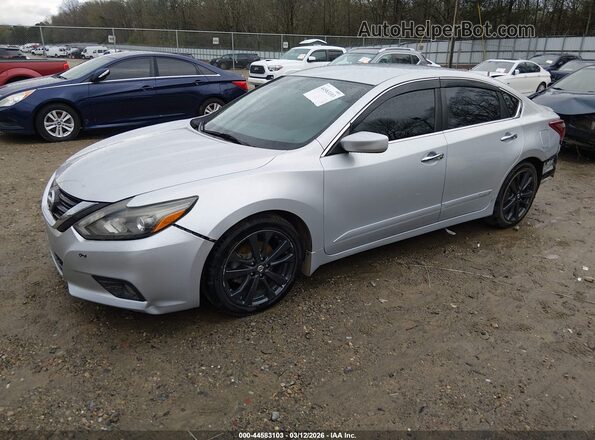 1N4AL3AP0HC160114 2017 NISSAN ALTIMA Серебряный Передняя левая четверть