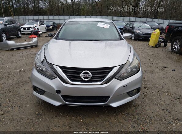 1N4AL3AP0HC160114 2017 NISSAN ALTIMA Серебряный Вид задней части салона