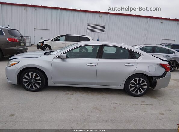 1N4AL3AP0HC227679 2017 NISSAN ALTIMA Silver სალონის 360-გრადუსიანი ხედი