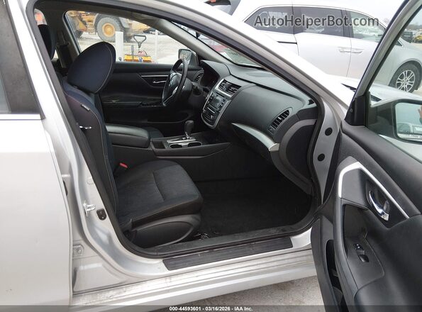 1N4AL3AP0HC227679 2017 NISSAN ALTIMA Silver წინა სალონის ხედი