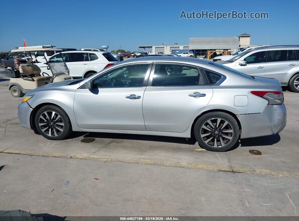 1N4AL3AP0JC111694 2018 NISSAN ALTIMA Silver Vista interior de 360 grados