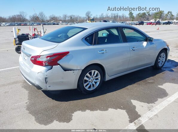 1N4AL3AP0JC168686 2018 NISSAN ALTIMA Серебряный Задняя правая четверть