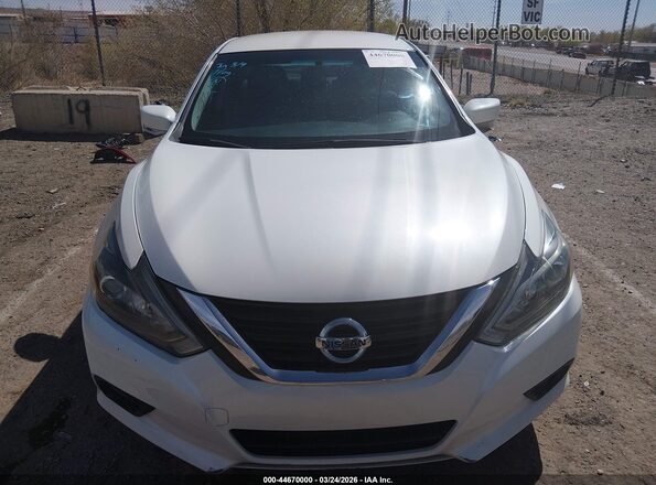 1N4AL3AP1JC278470 2018 NISSAN ALTIMA White Rear interior view