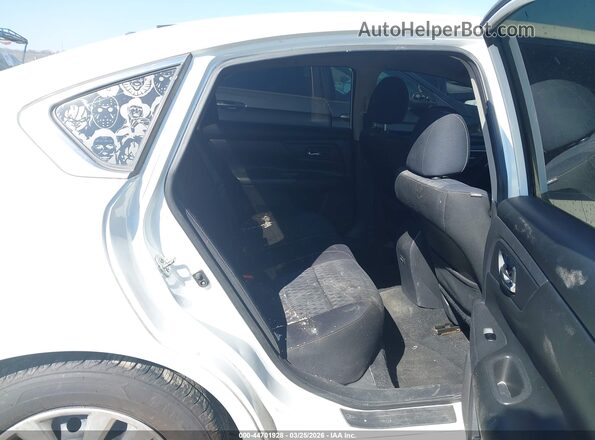 1N4AL3AP2JC136547 2018 NISSAN ALTIMA White VIN կոդի պիտակի տեսք