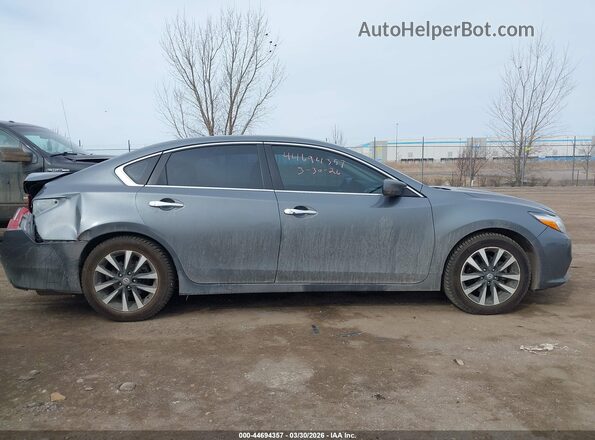 1N4AL3AP2JC210470 2018 NISSAN ALTIMA Gray Rear interior view