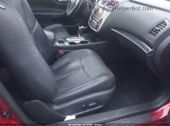 1N4AL3AP4GC238781 2016 NISSAN ALTIMA Red წინა სალონის ხედი