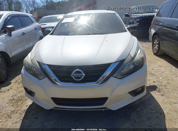 1N4AL3AP4HC157619 2017 NISSAN ALTIMA White ხელსაწყოთა პანელის ხედი