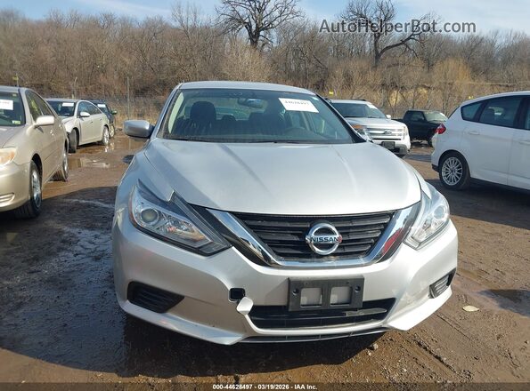 1N4AL3AP4JC272999 2018 NISSAN ALTIMA Gray ხელსაწყოთა პანელის ხედი