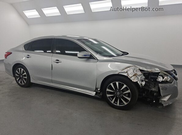 1N4AL3AP7HC171384 2017 NISSAN ALTIMA Silver 