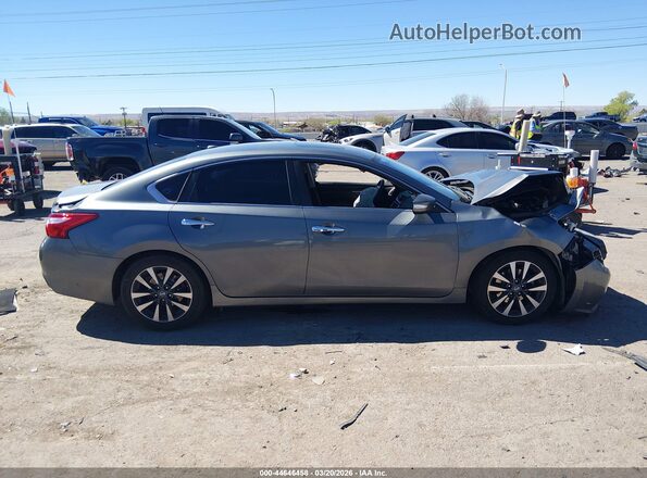 1N4AL3AP7HC277737 2017 NISSAN ALTIMA Gray ხელსაწყოთა პანელის ხედი