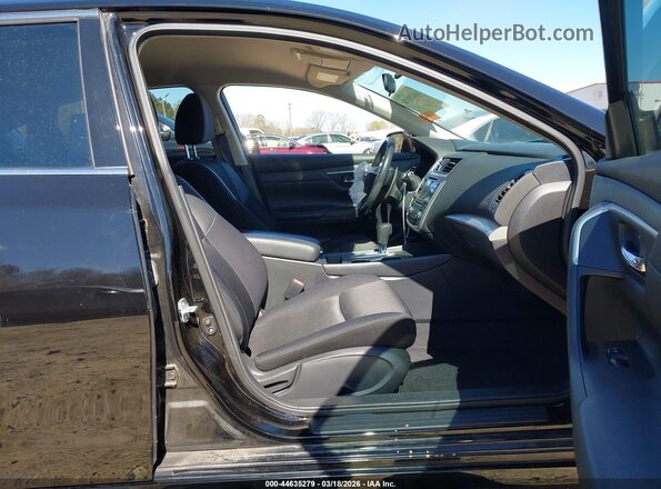 1N4AL3AP7HN345023 2017 NISSAN ALTIMA Black Front interior view