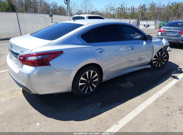 1N4AL3AP7JC196405 2018 NISSAN ALTIMA Серебряный Задняя правая четверть