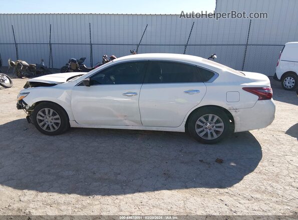 1N4AL3AP7JC233470 2018 NISSAN ALTIMA Белый 