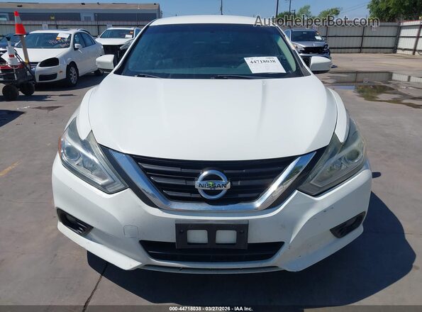 1N4AL3APXJC177069 2018 NISSAN ALTIMA Белый 