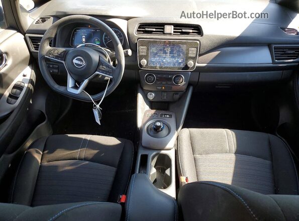 1N4AZ1BV0SC565154 2025 NISSAN LEAF Синий Вид панели приборов