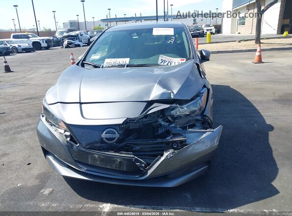 1N4AZ1BV2RC556367 2024 NISSAN LEAF Gray Vista interior trasera