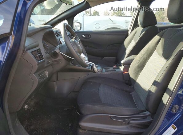 1N4AZ1BV3PC555645 2023 NISSAN LEAF Blue Front interior view
