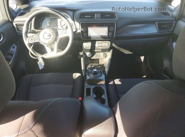 1N4AZ1CP1KC306348 2019 NISSAN LEAF White 