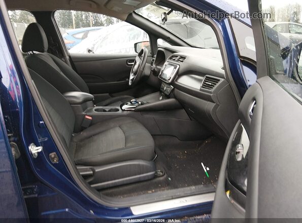 1N4AZ1CP7LC302452 2020 NISSAN LEAF Blue Vista interior delantera