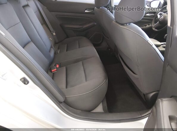 1N4BL4BV2LC128569 2020 NISSAN ALTIMA Silver VIN կոդի պիտակի տեսք