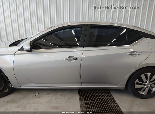 1N4BL4BV2LC128569 2020 NISSAN ALTIMA Silver Սալոնի 360 աստիճան տեսք