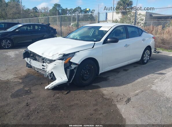 1N4BL4BV2RN393490 2024 NISSAN ALTIMA Белый Передняя левая четверть