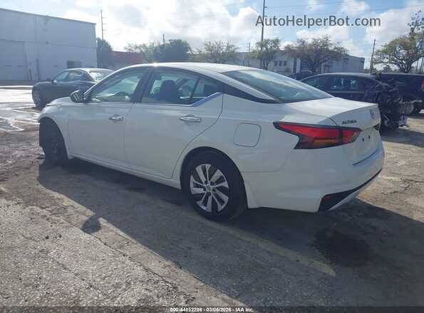 1N4BL4BV2RN393490 2024 NISSAN ALTIMA Белый Задняя левая четверть