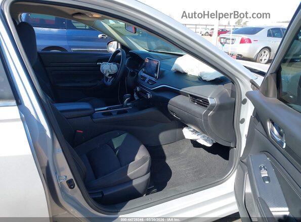 1N4BL4BV4KN324449 2019 NISSAN ALTIMA Silver Սալոնի դիմացի տեսք
