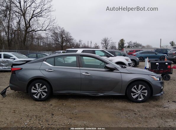 1N4BL4BV7LC202603 2020 NISSAN ALTIMA Gray Rear interior view