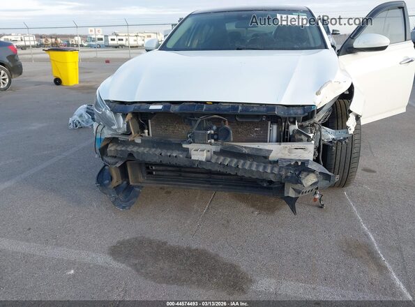 1N4BL4BV7MN336033 2021 NISSAN ALTIMA White Widok z przodu