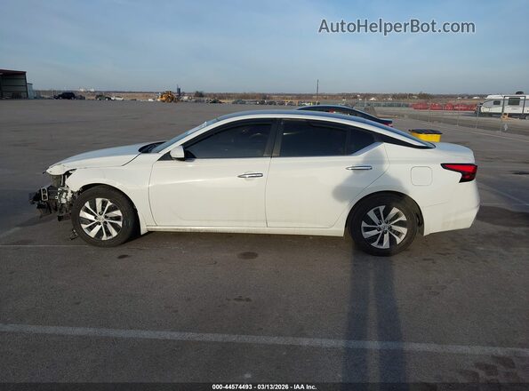 1N4BL4BV7MN336033 2021 NISSAN ALTIMA White Widok wnętrza 360 stopni