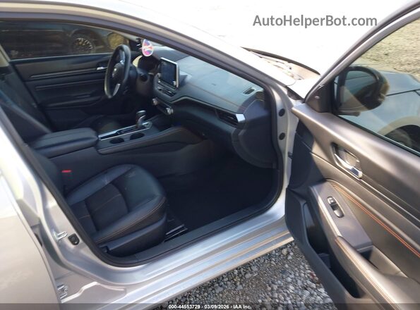 1N4BL4CV0LC168115 2020 NISSAN ALTIMA Gray Widok wnętrza z przodu